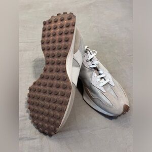 New Balance, tan suede